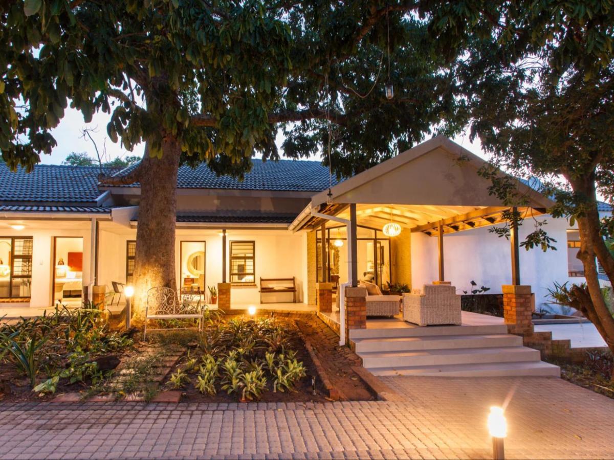 The Coral Tree Hotel Mbombela Buitenkant foto