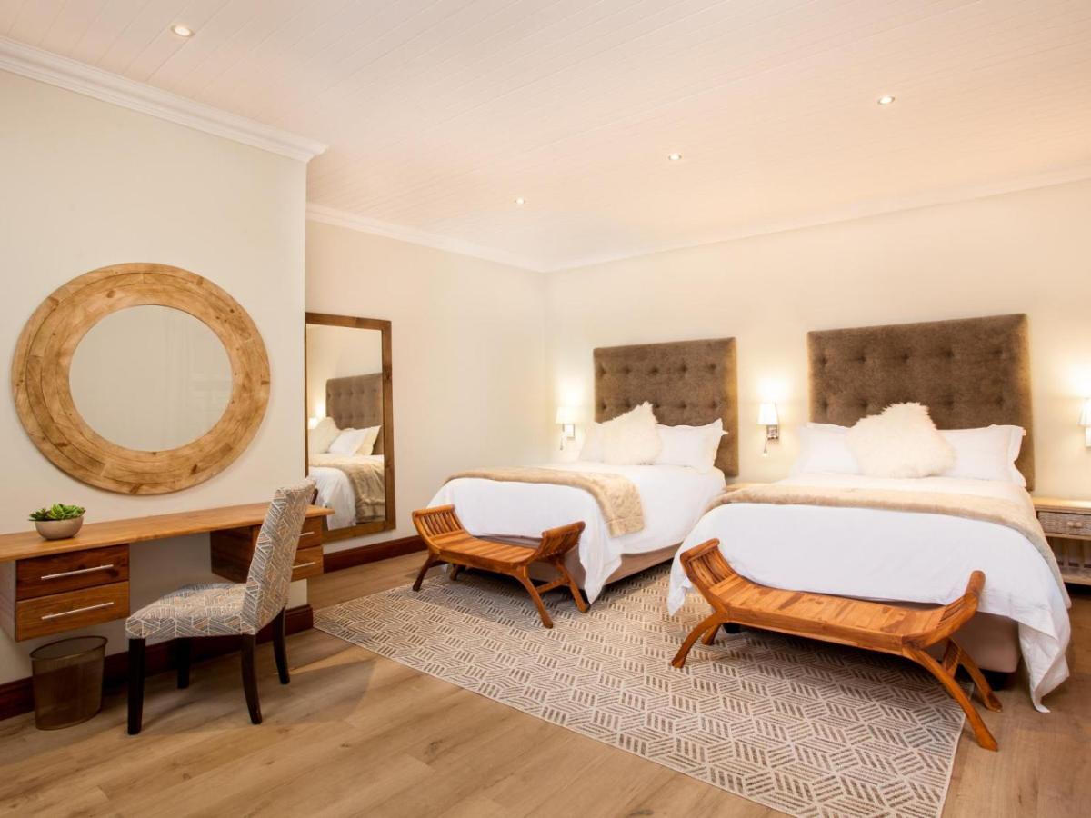 The Coral Tree Hotel Mbombela Buitenkant foto
