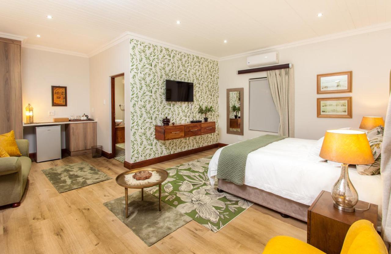 The Coral Tree Hotel Mbombela Buitenkant foto