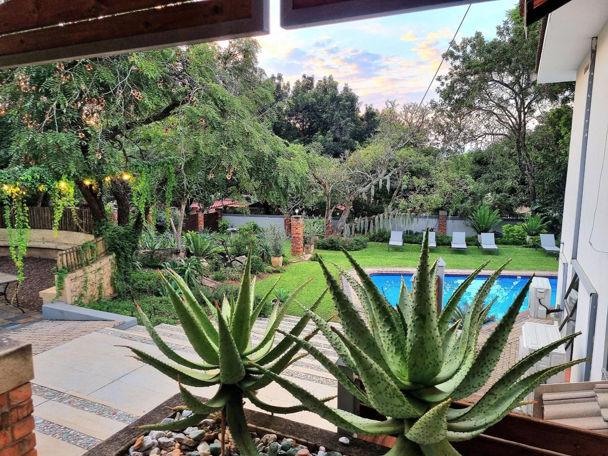 The Coral Tree Hotel Mbombela Buitenkant foto