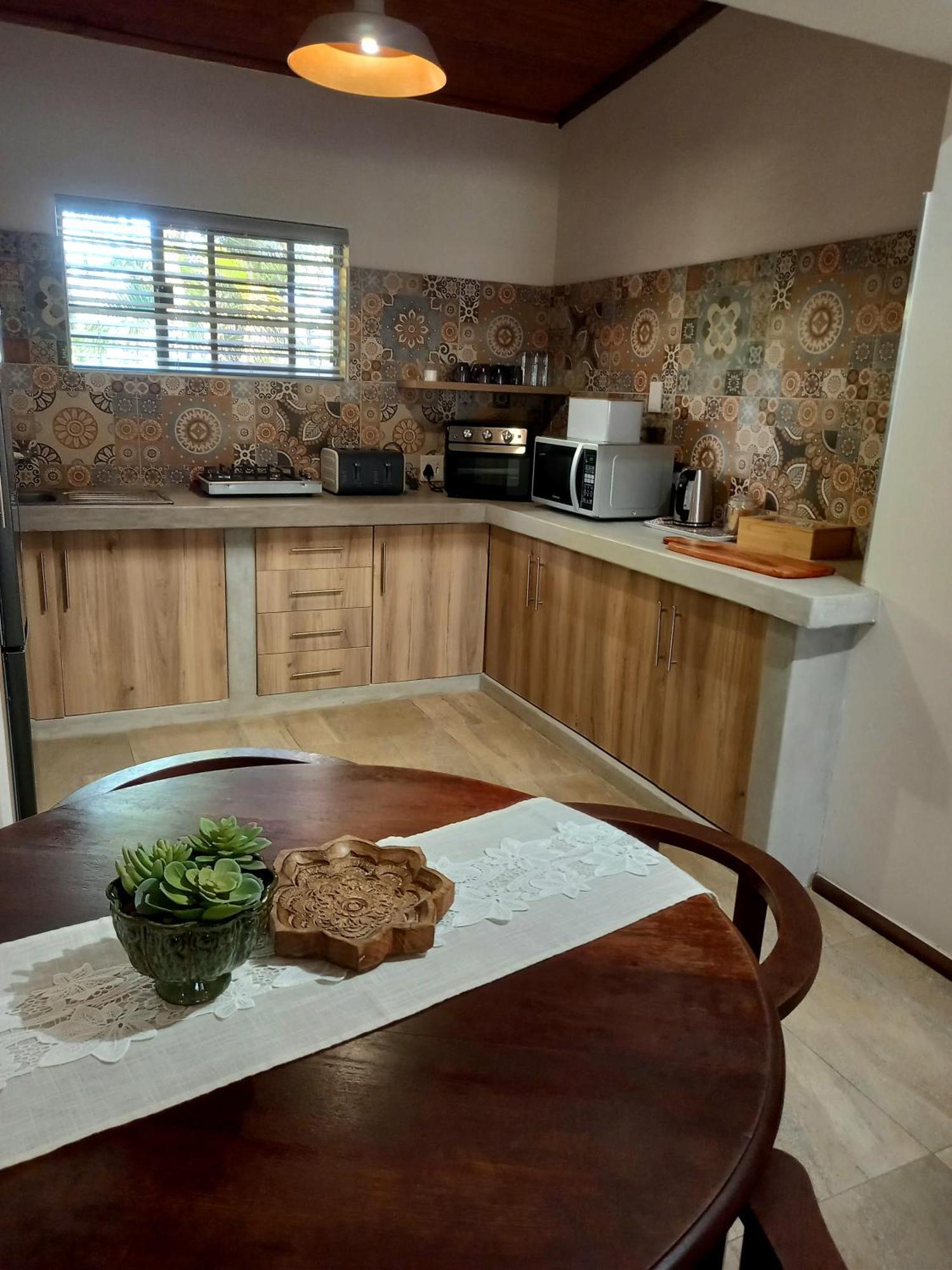 The Coral Tree Hotel Mbombela Buitenkant foto